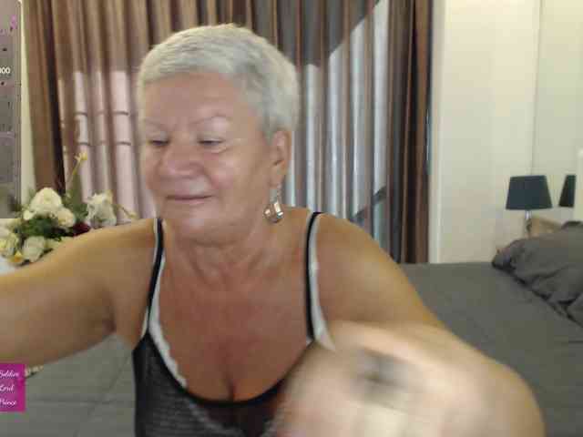 roxana-brooks roxana-brooks