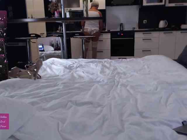 roxana-brooks webcam