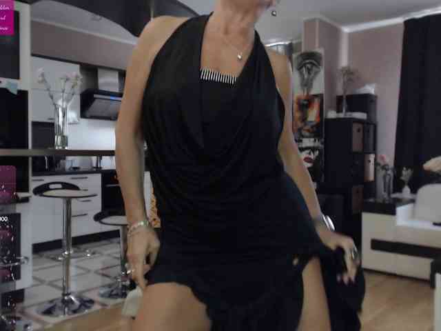 roxana-brooks webcam