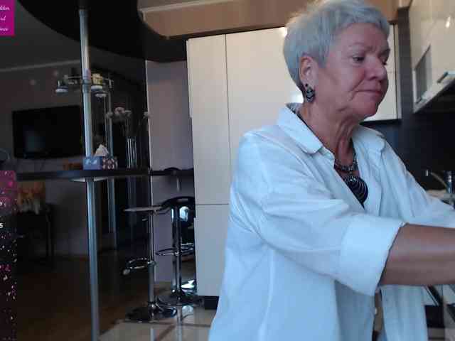 roxana-brooks webcam
