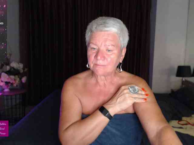 roxana-brooks webcam