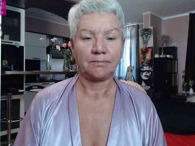 roxana-brooks Live Webcam on BongaCams