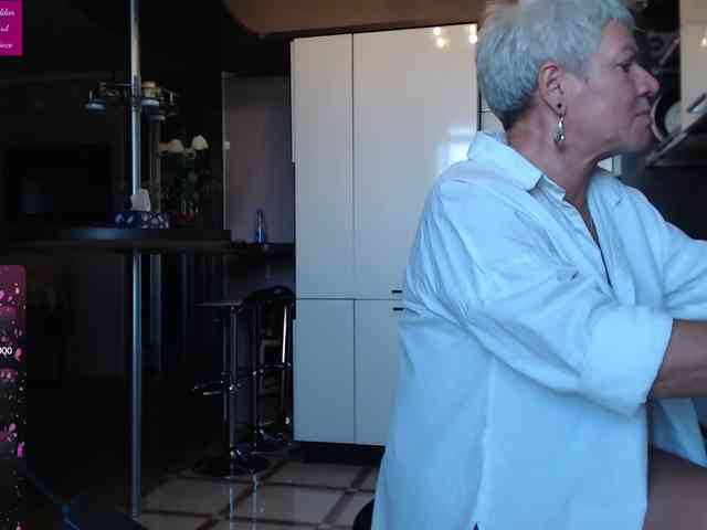 roxana-brooks webcam