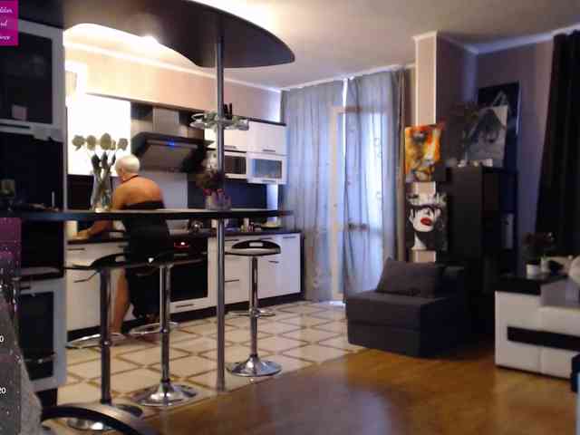 roxana-brooks webcam