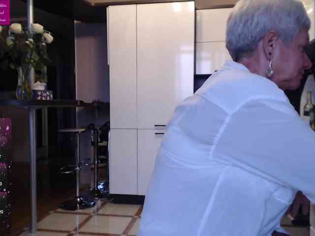 roxana-brooks webcam