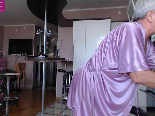roxana-brooks webcam