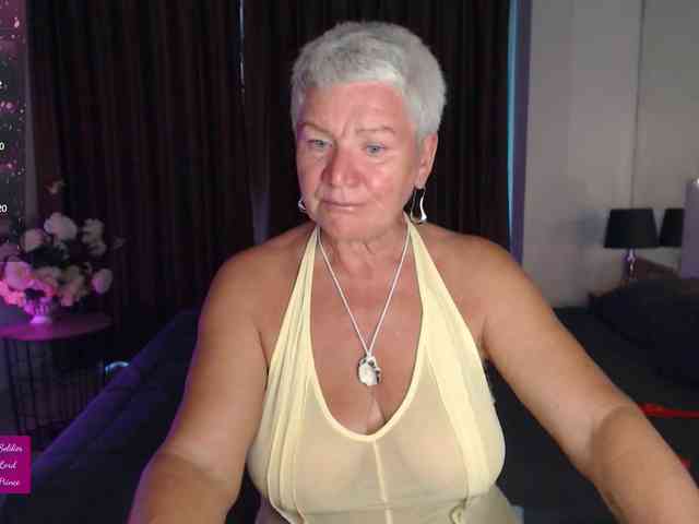 roxana-brooks webcam