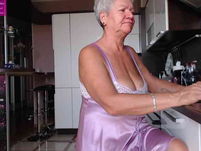 roxana-brooks webcam