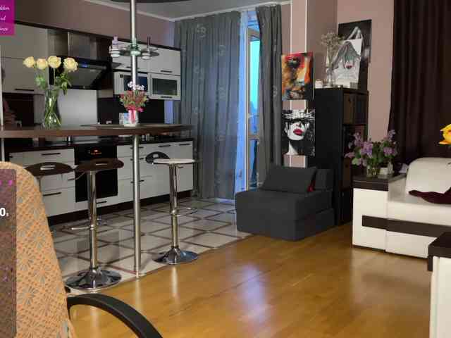 roxana-brooks webcam