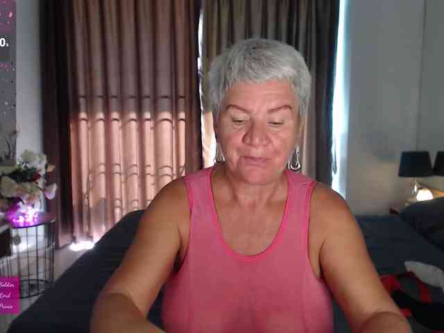 roxana-brooks webcam