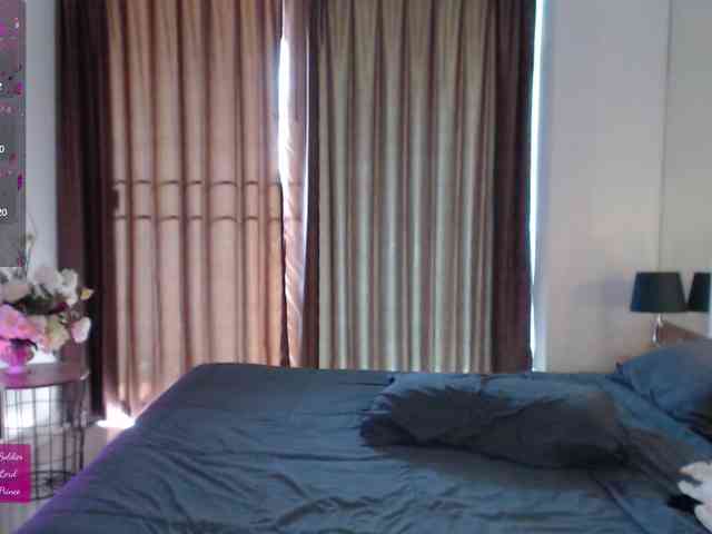 roxana-brooks webcam