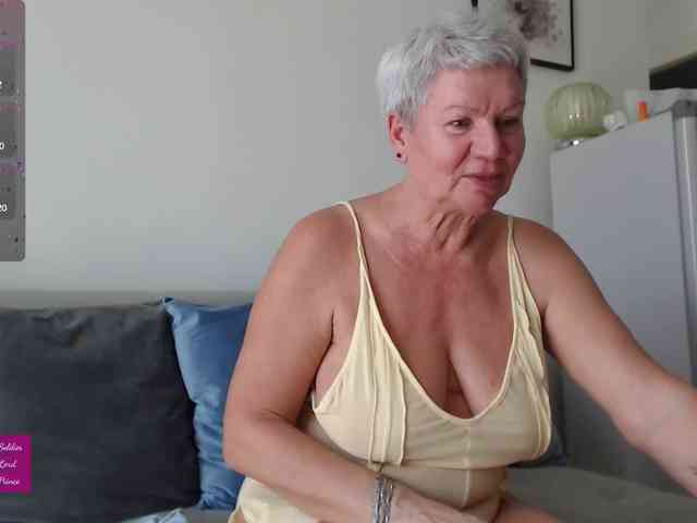 roxana-brooks webcam