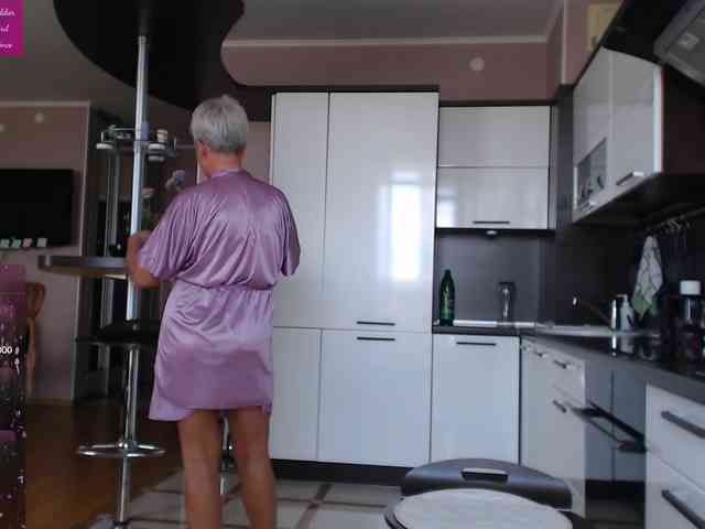 roxana-brooks webcam