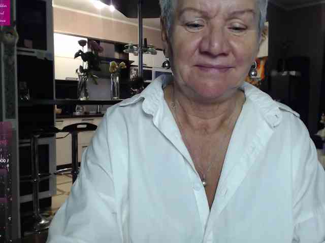 roxana-brooks Live Webcam on BongaCams