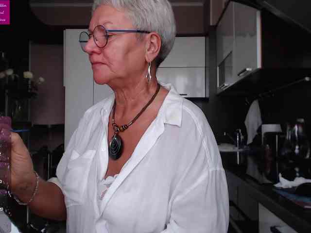 roxana-brooks webcam