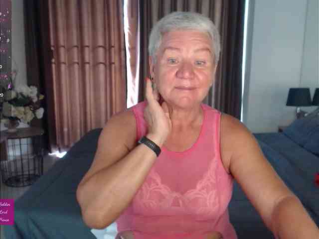 roxana-brooks webcam