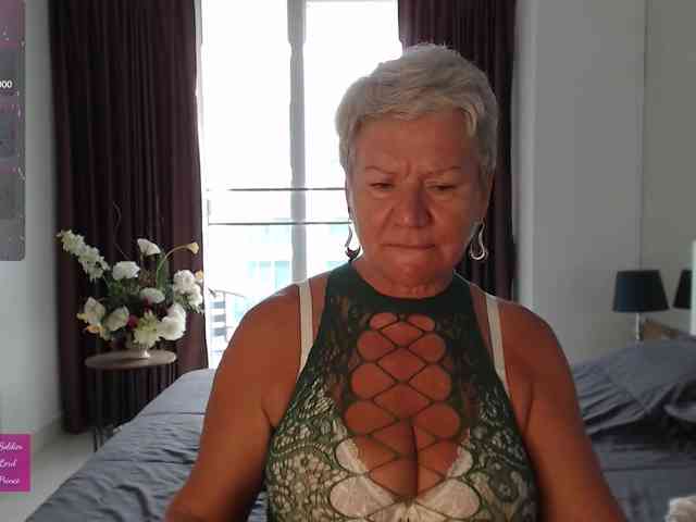 roxana-brooks webcam