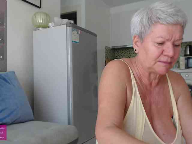 roxana-brooks webcam