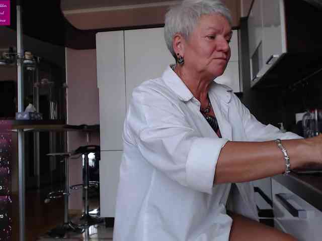 roxana-brooks webcam