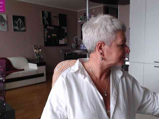 roxana-brooks webcam