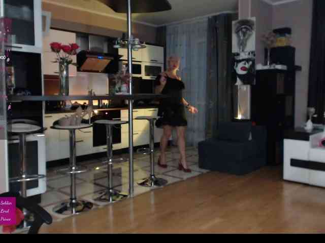 roxana-brooks webcam