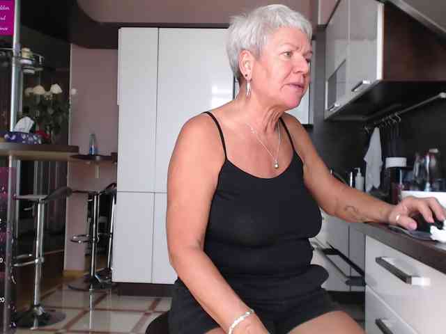 roxana-brooks webcam