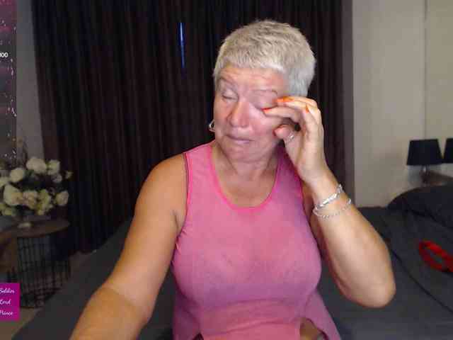 roxana-brooks webcam