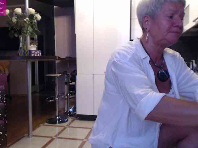 roxana-brooks webcam