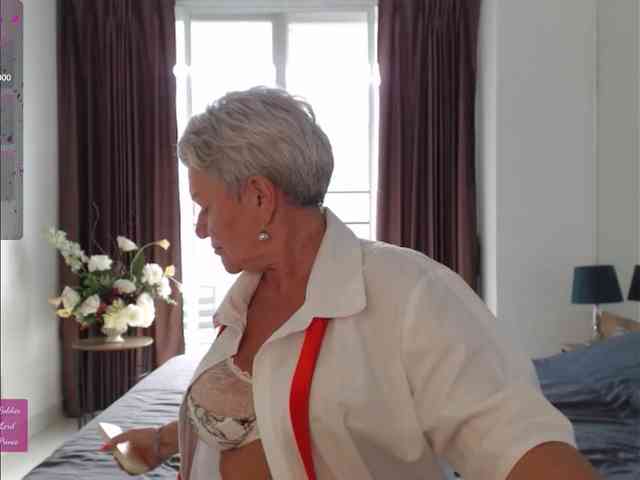 roxana-brooks webcam