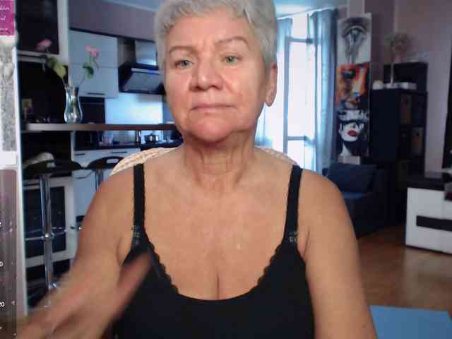roxana-brooks webcam