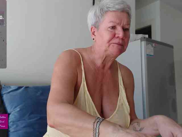 roxana-brooks webcam