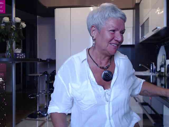 roxana-brooks webcam