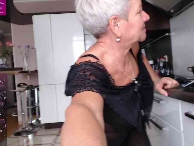 roxana-brooks webcam