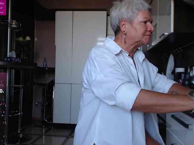 roxana-brooks webcam