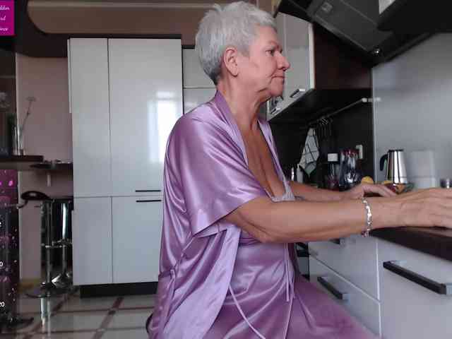 roxana-brooks webcam
