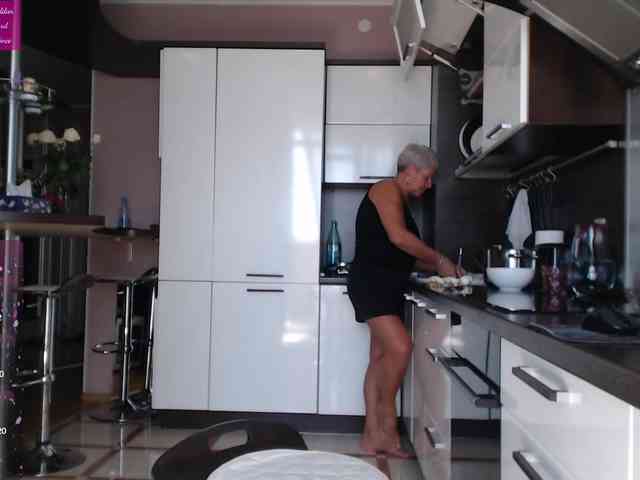 roxana-brooks webcam