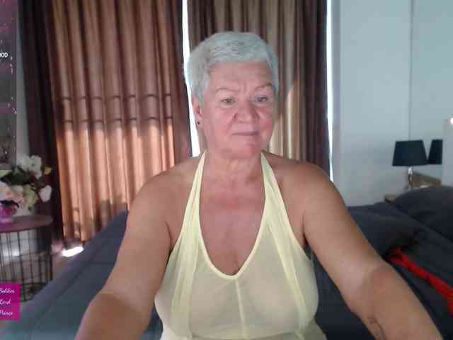 roxana-brooks webcam