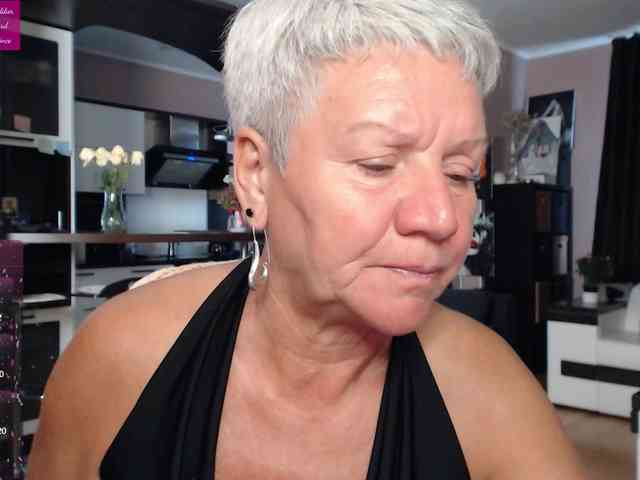roxana-brooks webcam