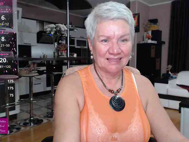 roxana-brooks Live Webcam on BongaCams