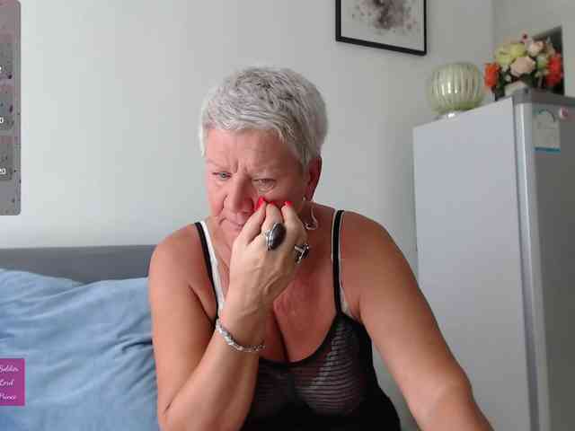 roxana-brooks roxana-brooks