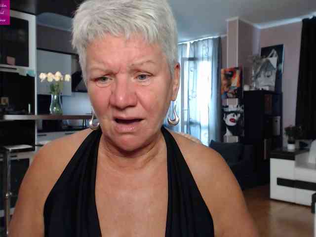 roxana-brooks webcam