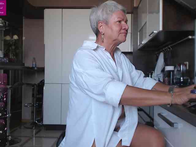 roxana-brooks webcam