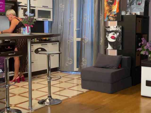 roxana-brooks webcam