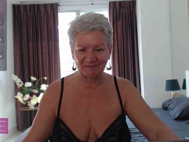 roxana-brooks webcam