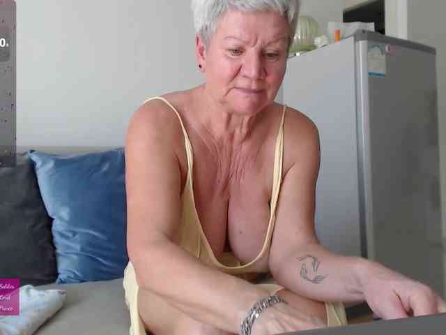 roxana-brooks webcam