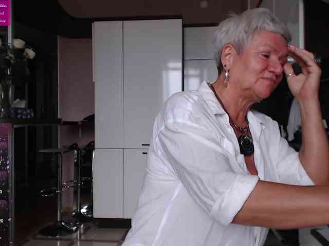 roxana-brooks webcam