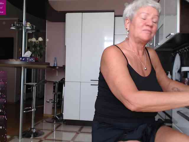 roxana-brooks webcam