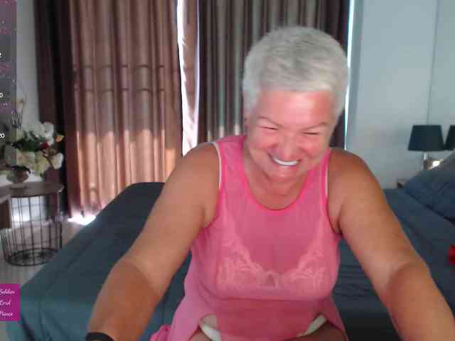 roxana-brooks webcam