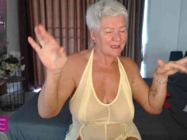 roxana-brooks webcam