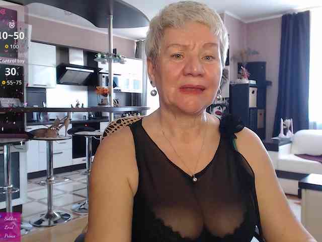 roxana-brooks Live Webcam on BongaCams